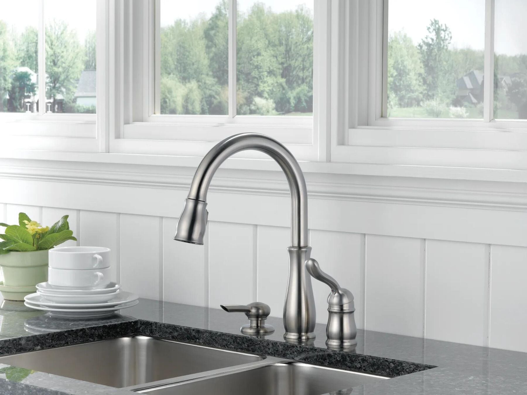 Single Handle Pull-Down Kitchen Faucet with Soap Dispenser