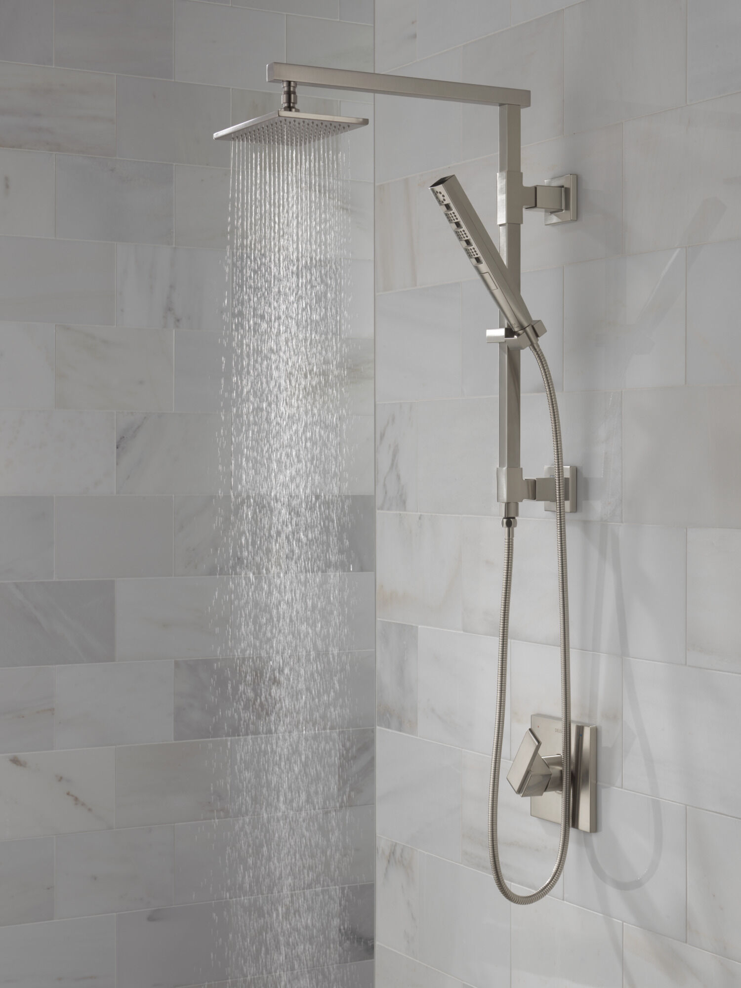 Single-Setting Raincan Shower Head in Lumicoat® Stainless