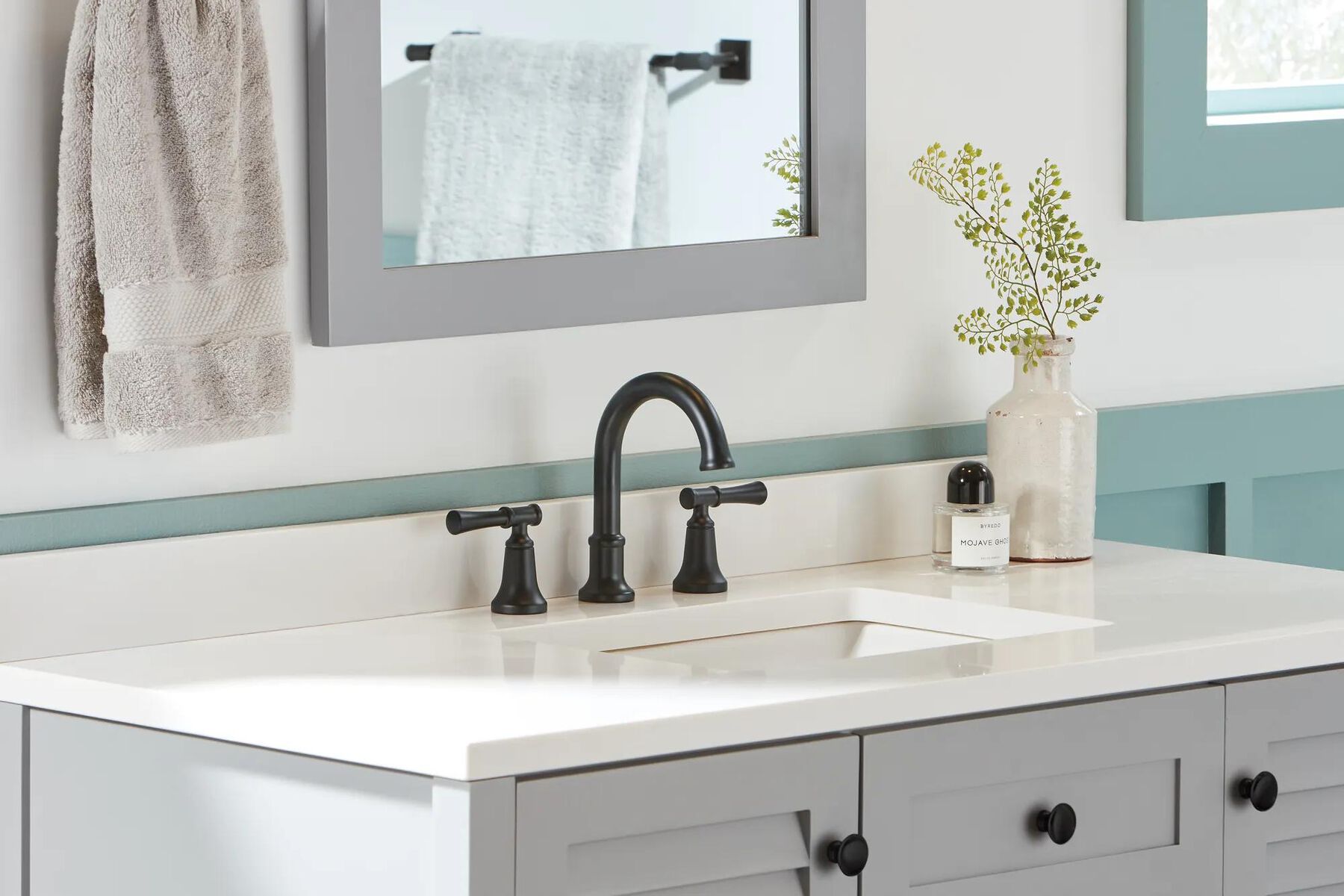 Two Handle Widespread Bathroom Faucet (Recertified)