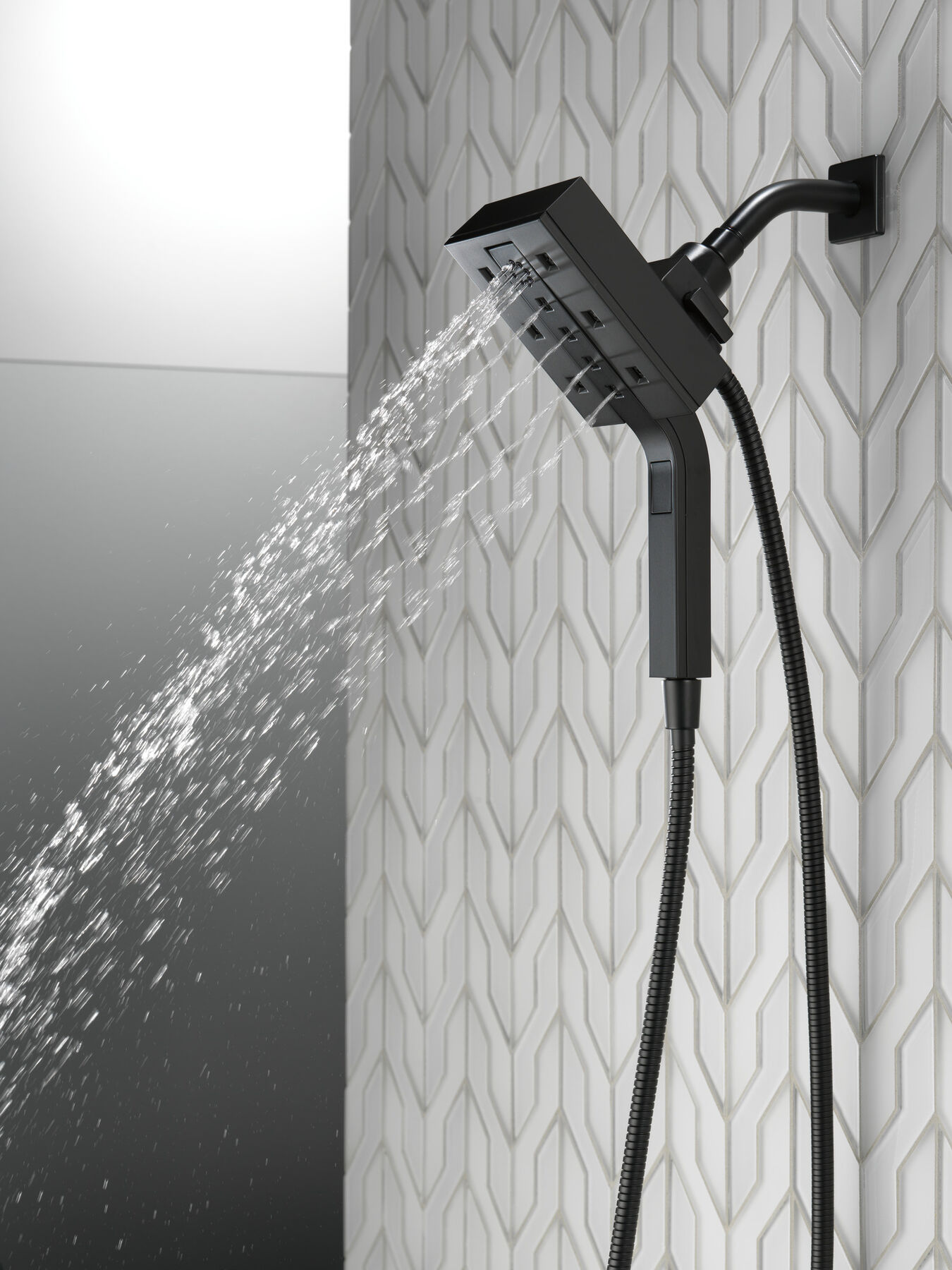 H<sub>2</sub>Okinetic&reg; In2ition&reg; 4-Setting Two-in-One Shower