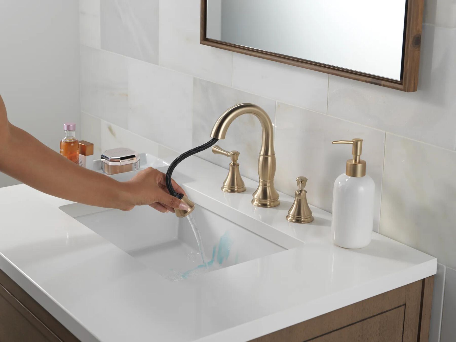 Two Handle Widespread Pull Down Bathroom Faucet