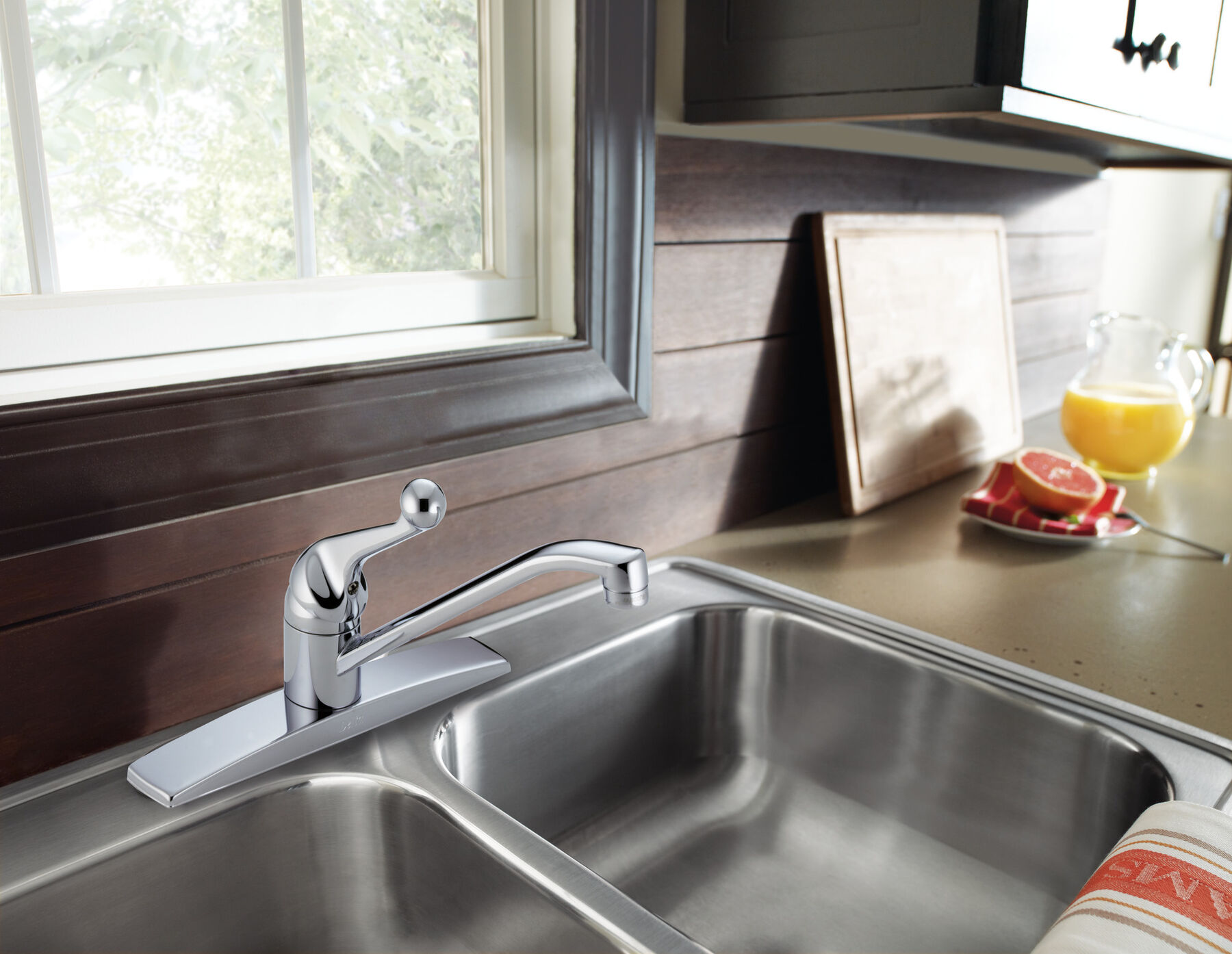Single Handle Kitchen Faucet