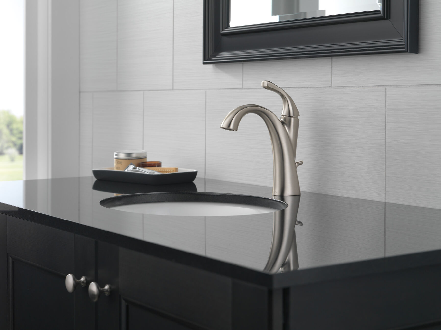 Single Handle Centerset Bathroom Faucet