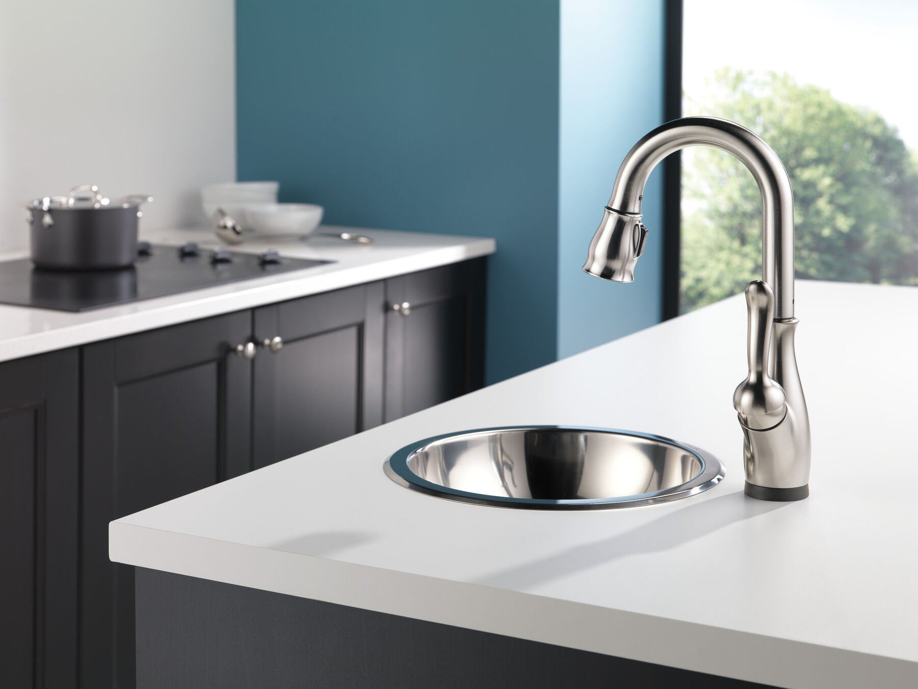Single Handle Pull-Down Bar / Prep Faucet with Touch<sub>2</sub>O&reg; Technology