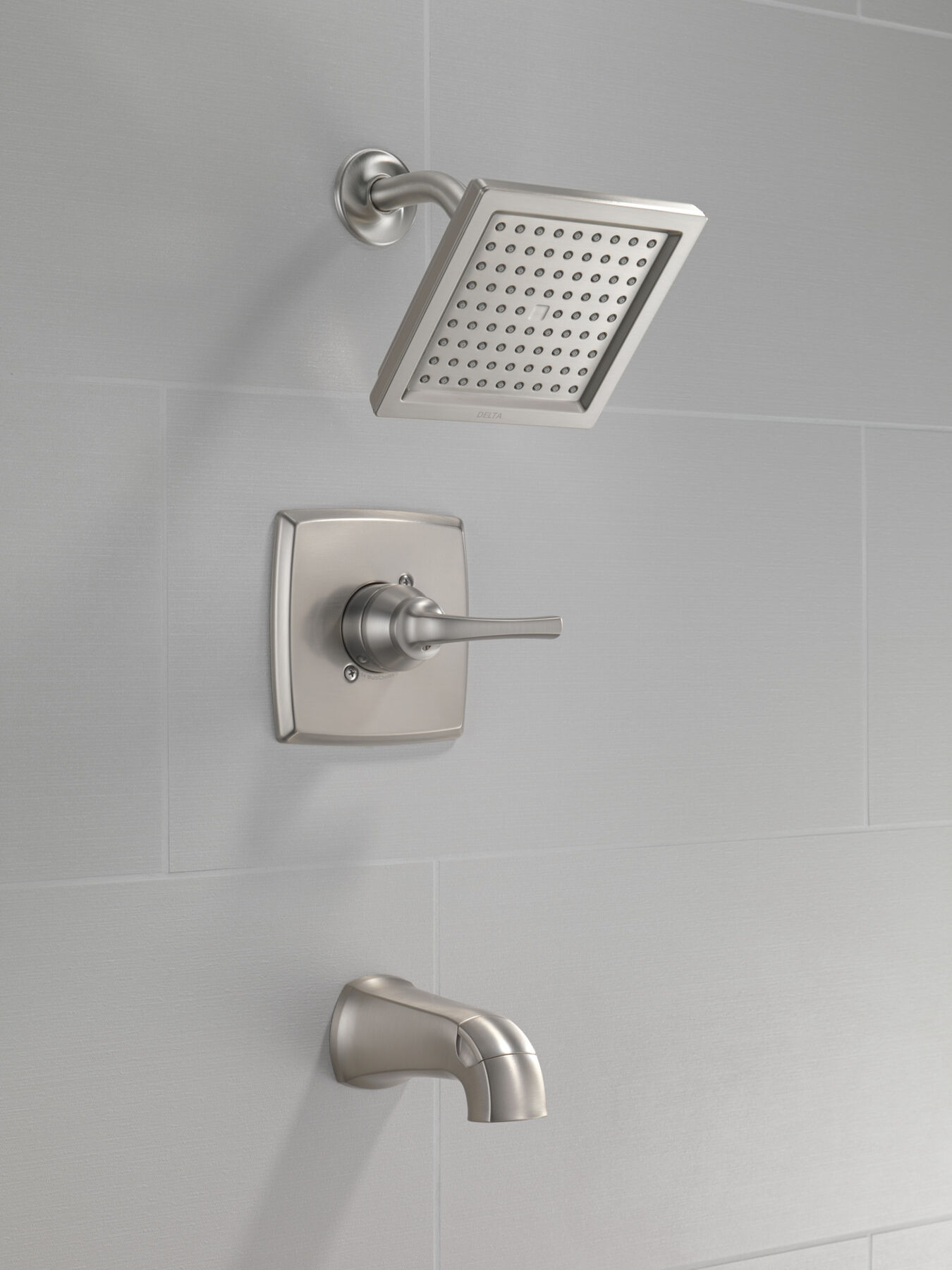 Monitor&reg; 14 Series Tub and Shower