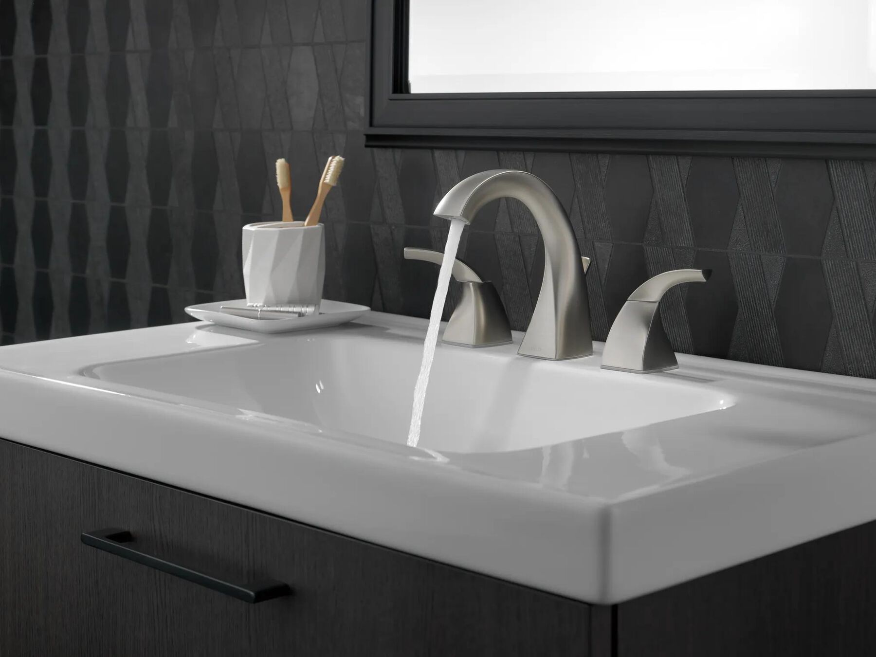Two Handle Widespread Bathroom Faucet