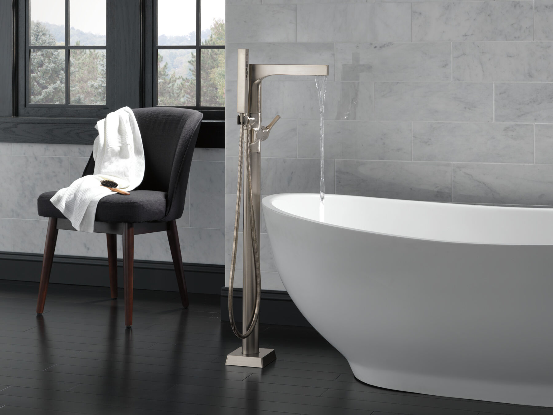 Single Handle Floor Mount Tub Filler Trim with Hand Shower (Recertified)