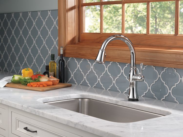 Cassidy™ Kitchen Collection | Delta Faucet