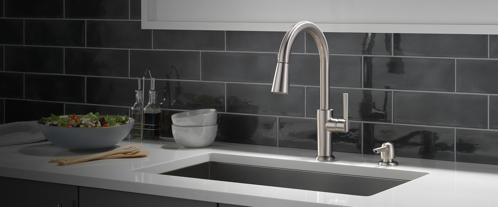 Emery™ Kitchen Collection Delta Faucet