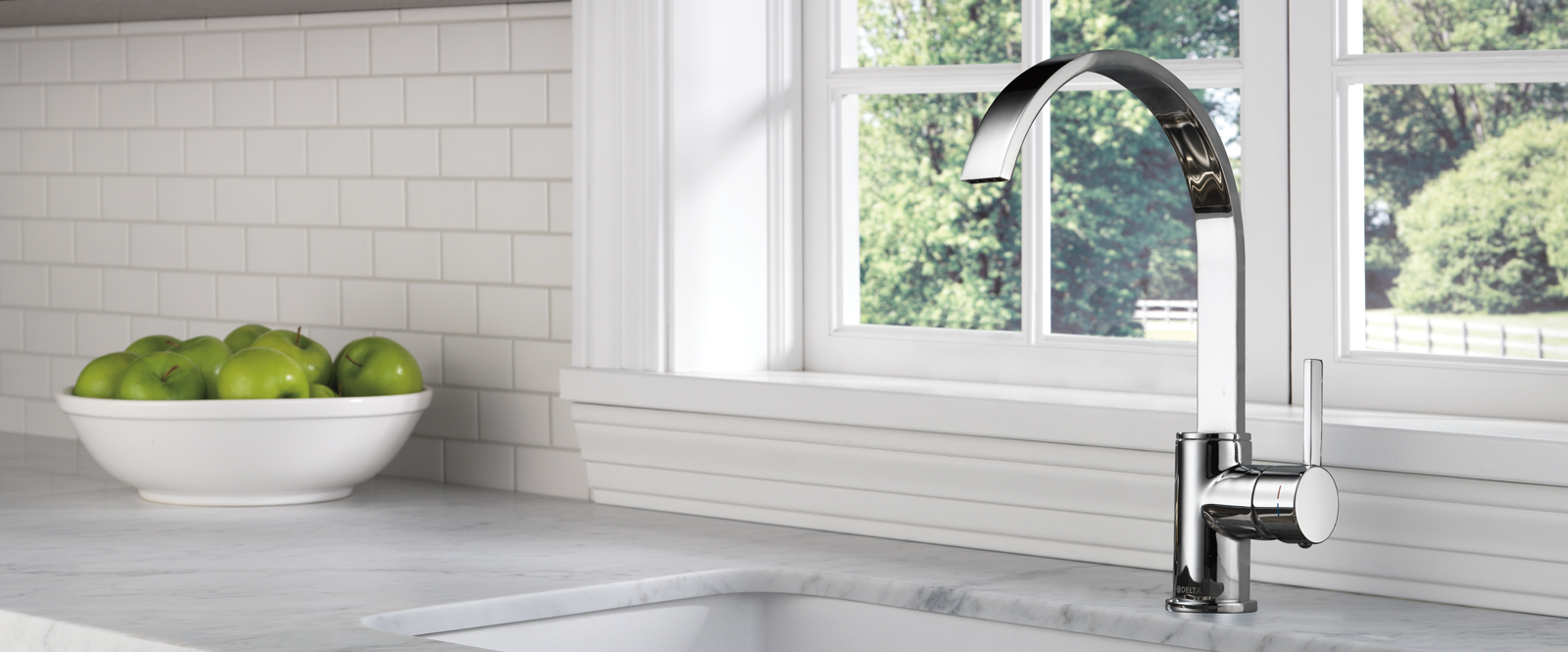 Mandolin™ Kitchen Collection Delta Faucet