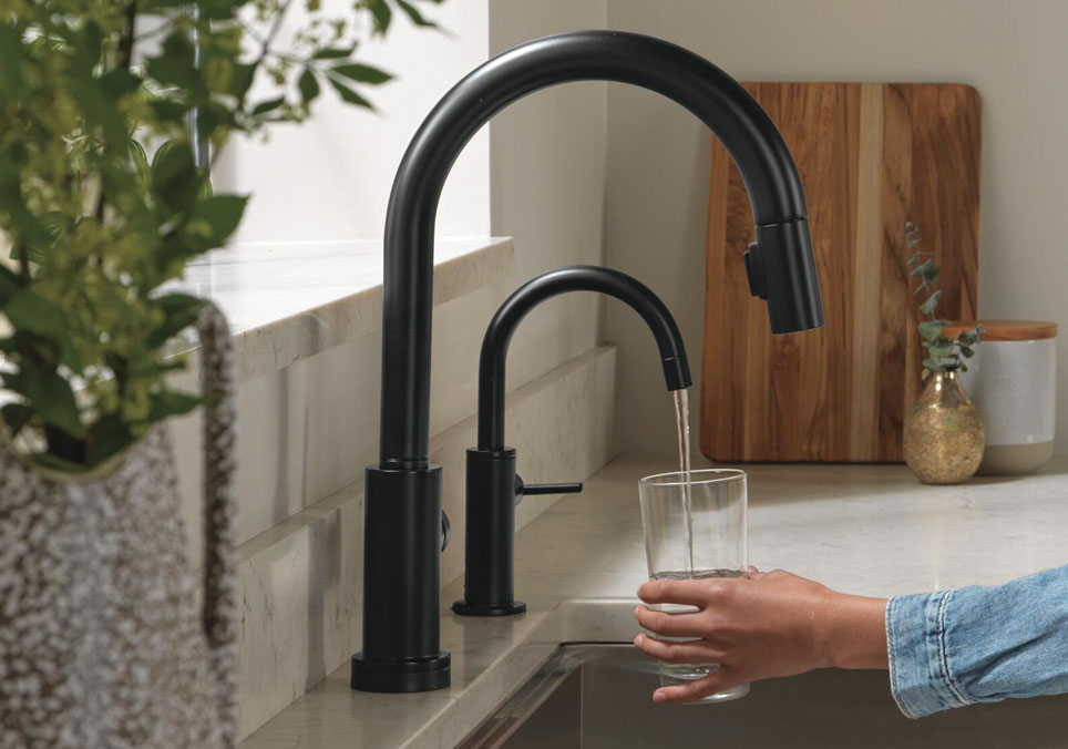 浄水器・整水器 DELTA kitchen faucet Kitchen Faucets, Fixtures and Kitchen Accessories | Delta Faucet