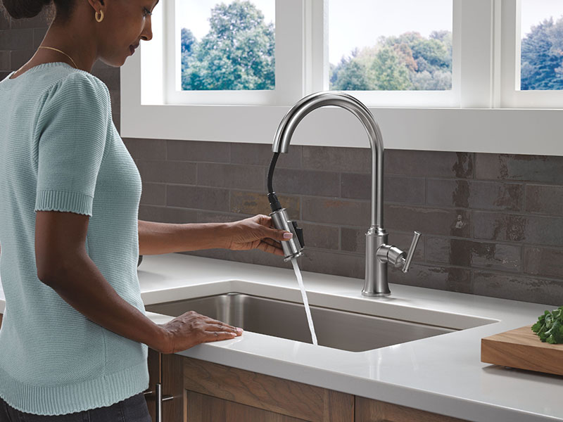 Make post-holiday cleanup faster with the Westville Single Handle Pull-Down Faucet in Arctic Stainless.