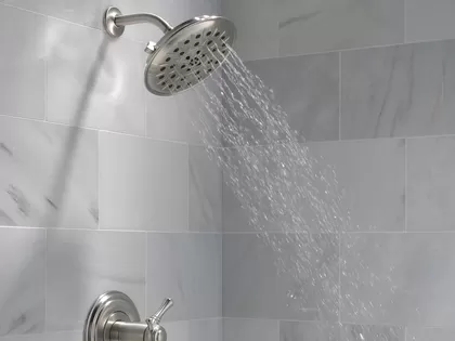 UltraSoak™ Spray Shower Head