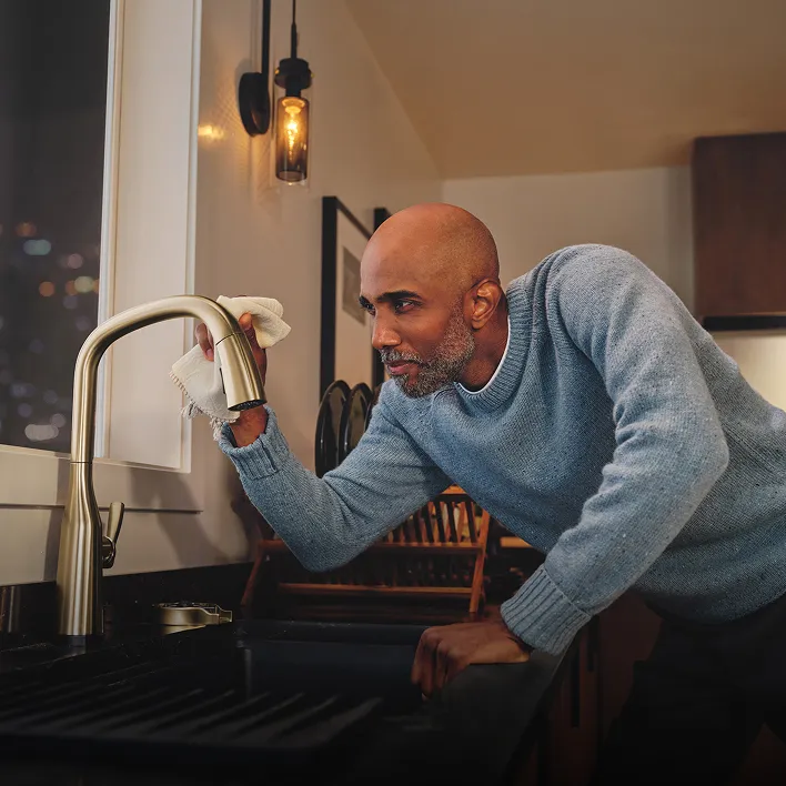 Kitchen Faucets, Fixtures and Kitchen Accessories | Delta Faucet